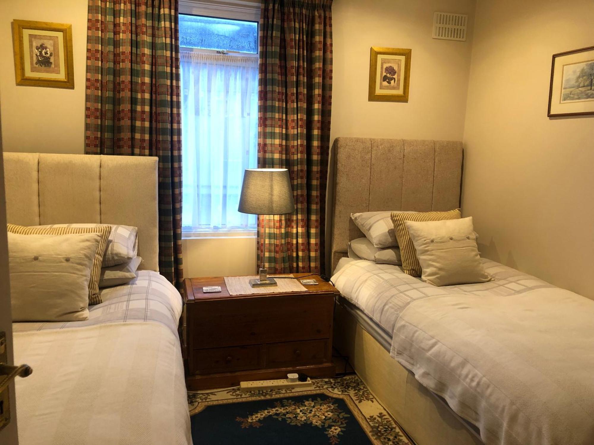 Helena Host Family Bed & Breakfast London Eksteriør bilde